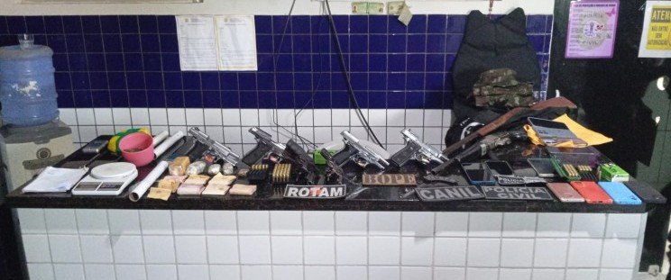 Operação Fim de Rota prende nove suspeitos e apreende armas, drogas e munições em São João Batista